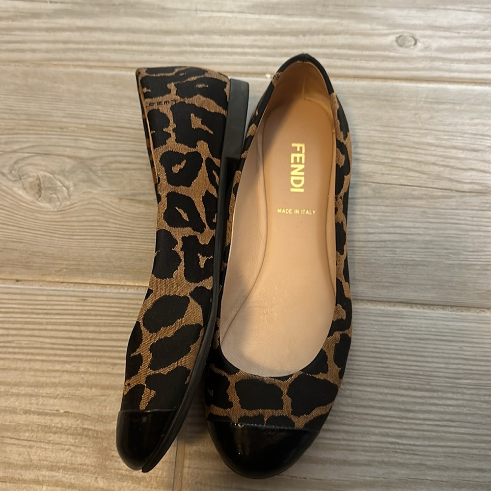 Shoes - Picture 3 of 3